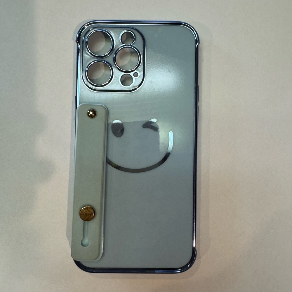 Stylish Blue Phone Case with Smiley Design iPhone 15 Pro Max